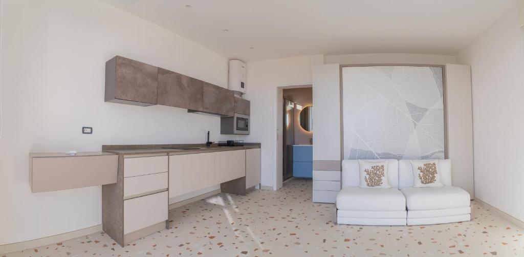 Living open space con cucina e zona notte